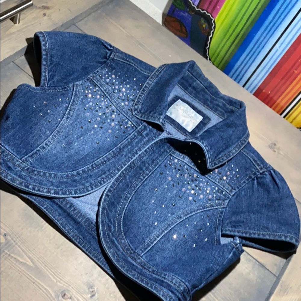 Girls cap sleeve damn crop jacket